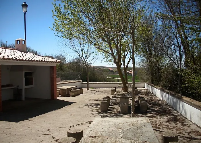Antigua Escuela * Canada Vellida
